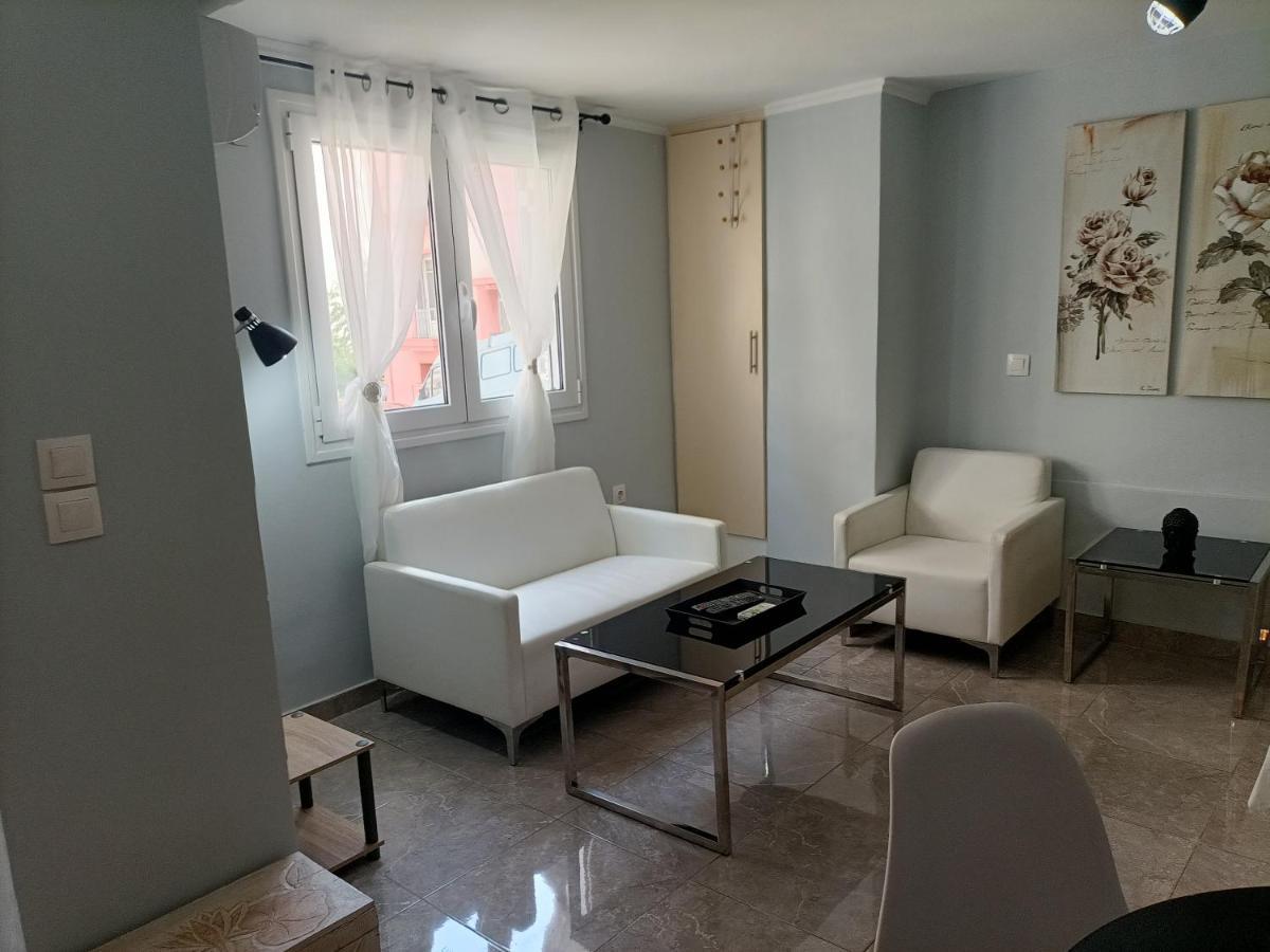 Cozy Studio Apartment Атина Екстериор снимка