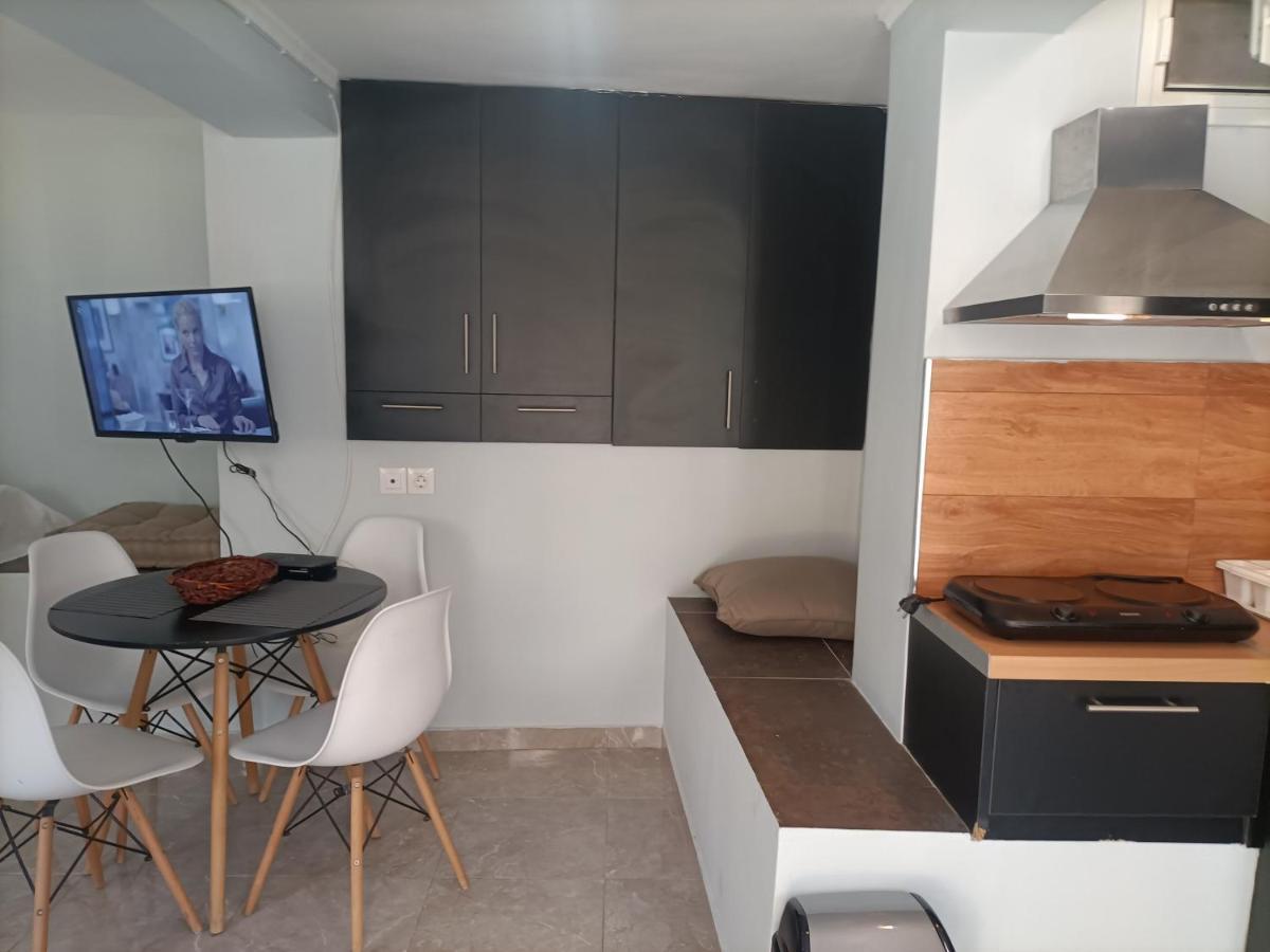 Cozy Studio Apartment Атина Екстериор снимка